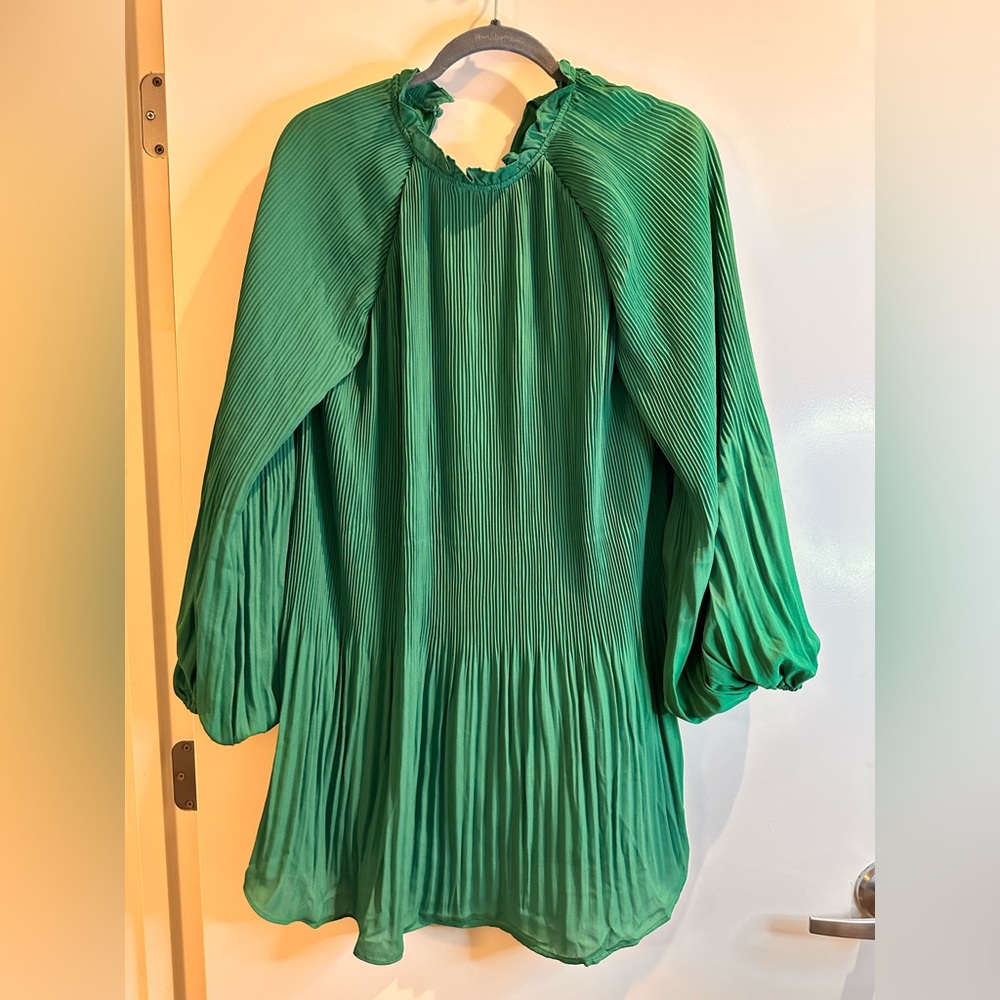 Green flowy mini dress